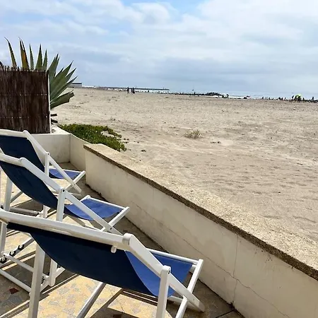 Holiday home Maison Sur La Plage Front De Mer *