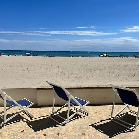 Maison Sur La Plage Front De Mer Holiday home *