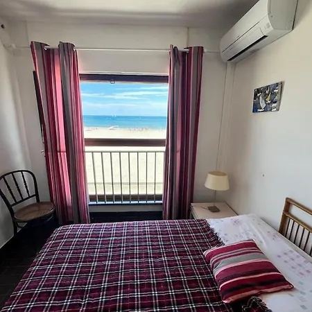 Maison Sur La Plage Front De Mer